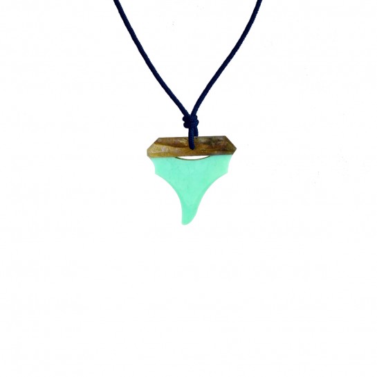 Collier Shark Labradorite...