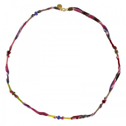 COLLIER TISSU ROSE ET PERLES AFRICAINES