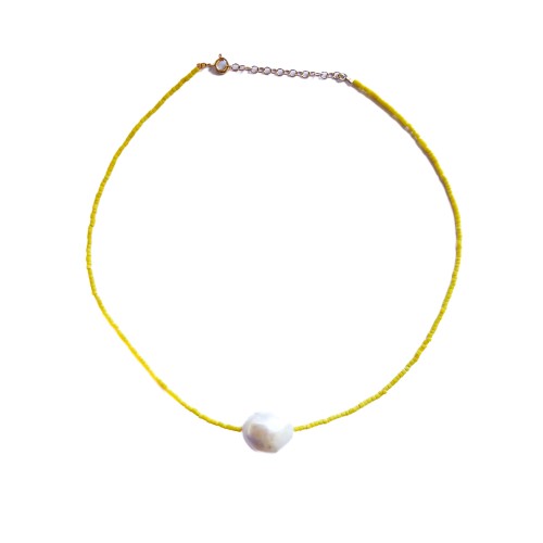 Necklace small African yellow pearls and freshwater pearl