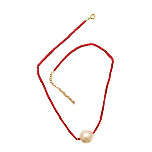 Necklace small African pearls red and freshwater pearl